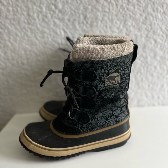 womens Sorel Snowflake Black Waterproof Snow Boots NL1715-011 Size 6 - Picture 3 of 7